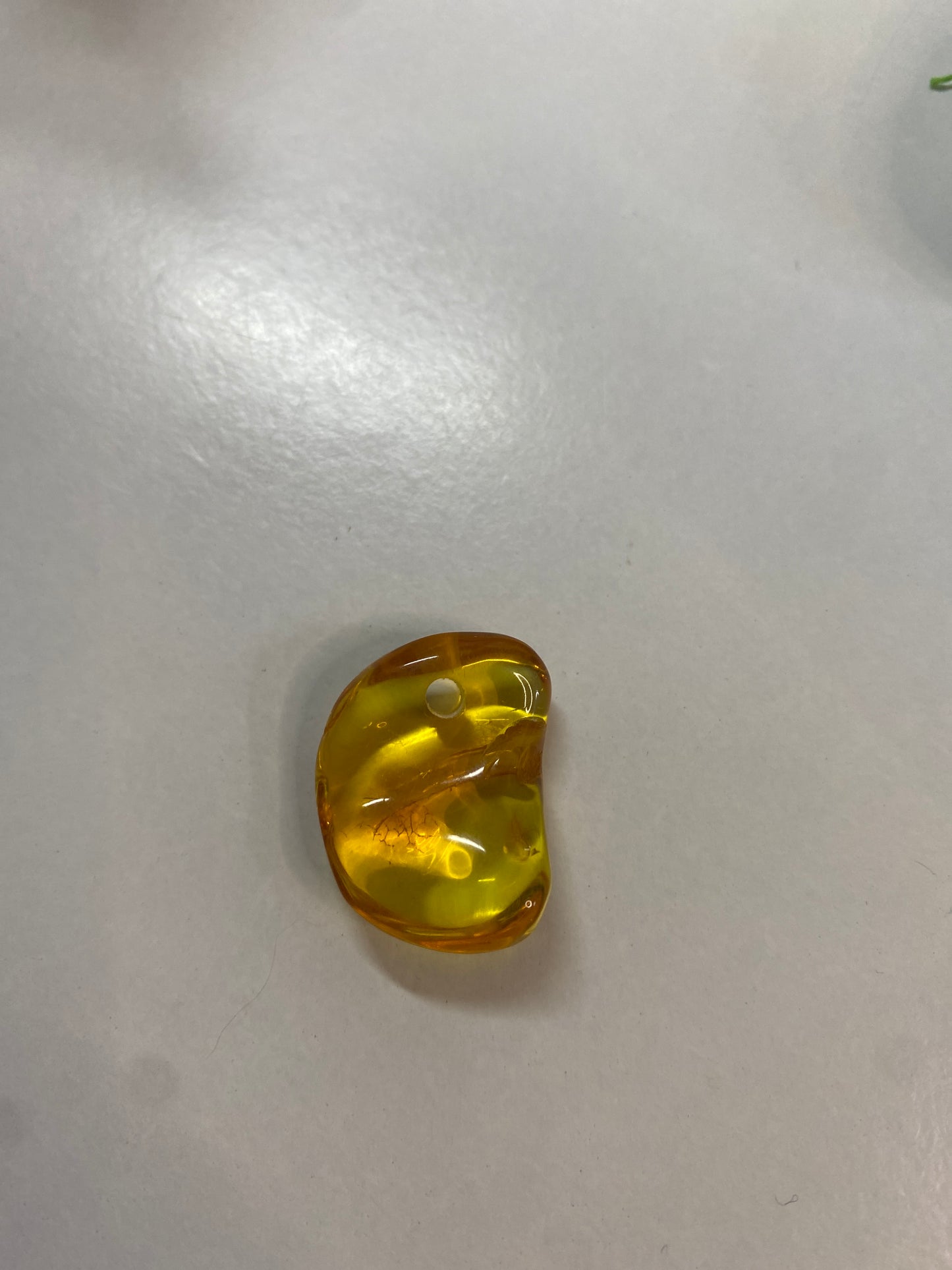 Pendentif ambre